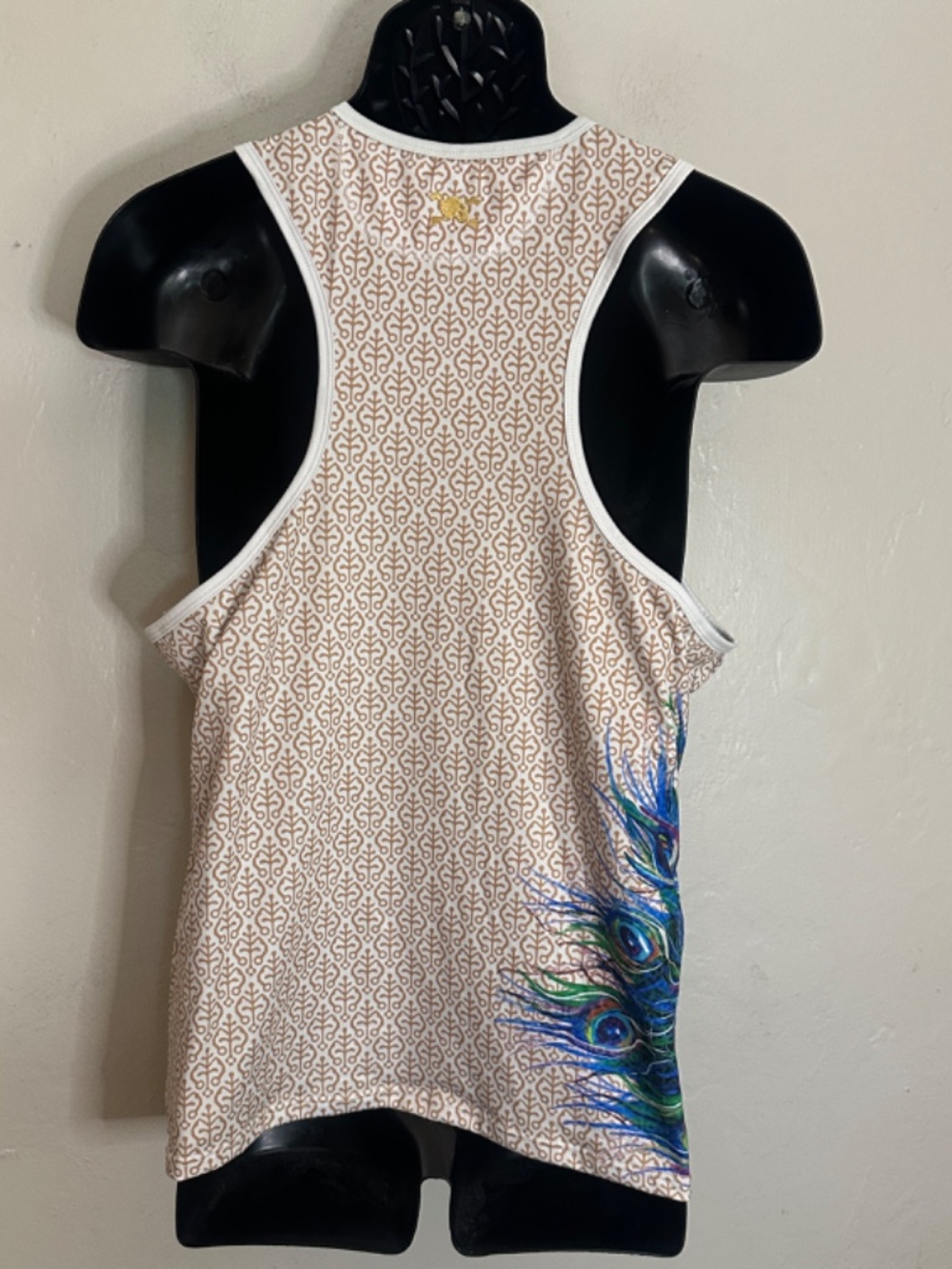Skull & Bones Tank Top Medium New with tags MSRP $48 90% polyester/10% elastane - Picture 3 of 5